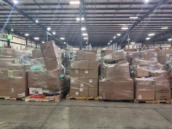 walmart clothing & accessories return pallet mixed apparel liquidation